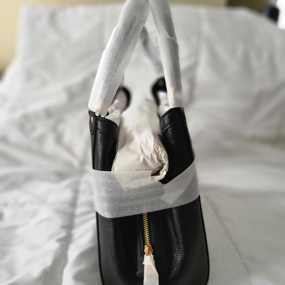 NWT Coach Kristy Hobo Shoulder Bag in Black/Gold